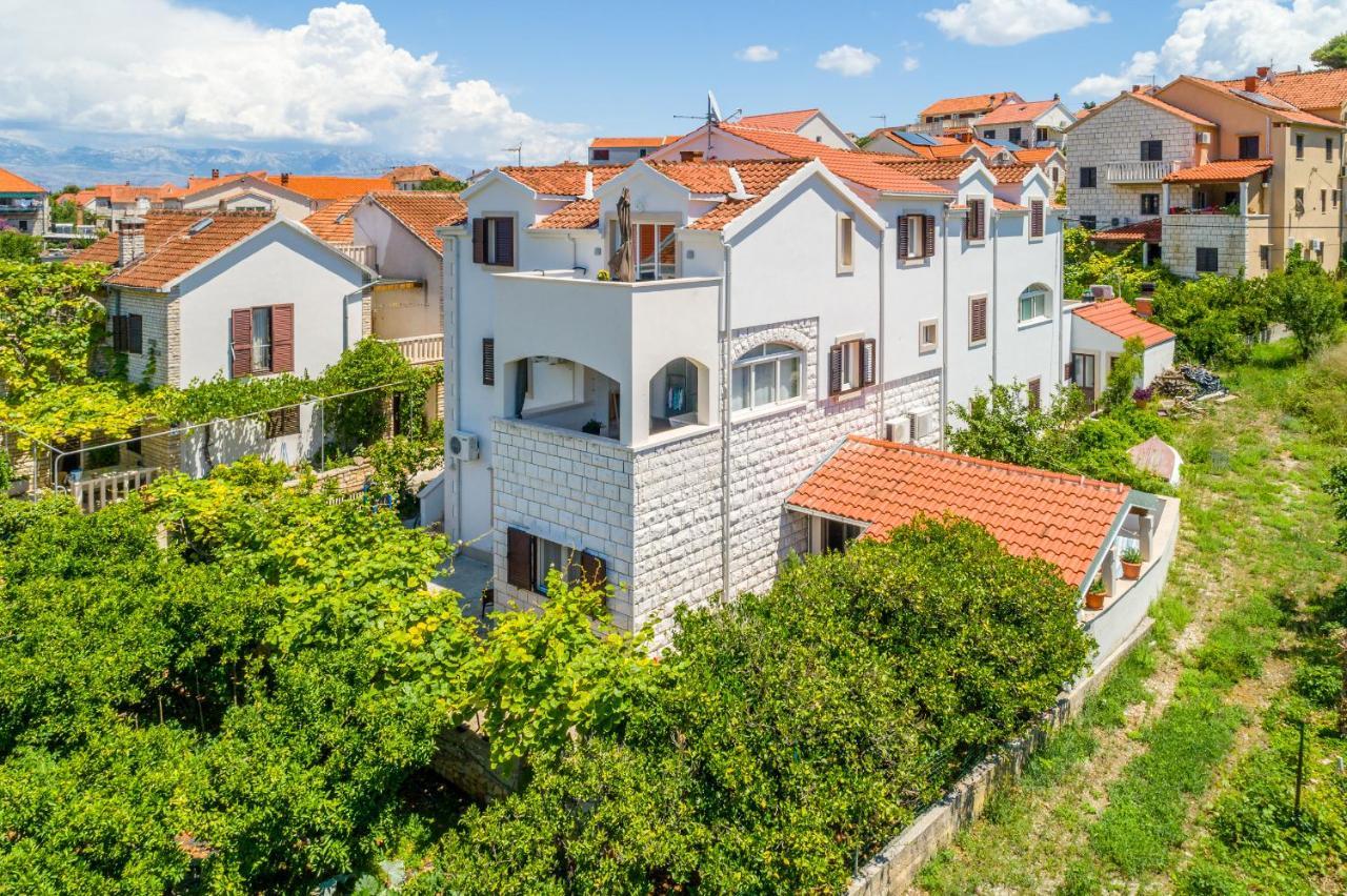Villa Dinka Sutivan Exterior photo
